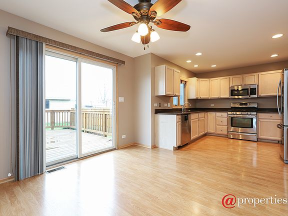 Kitchen / Breakfast Room