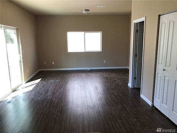 5th image of 2326 Cherish Pl SW