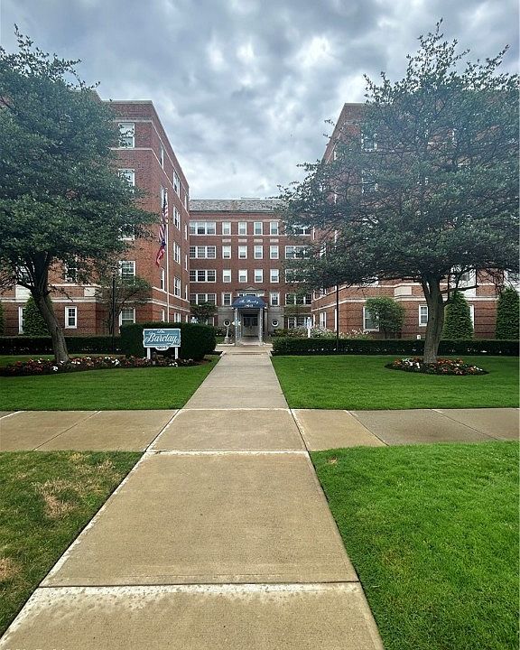 1st image of 19015 Van Aken Blvd APT 515