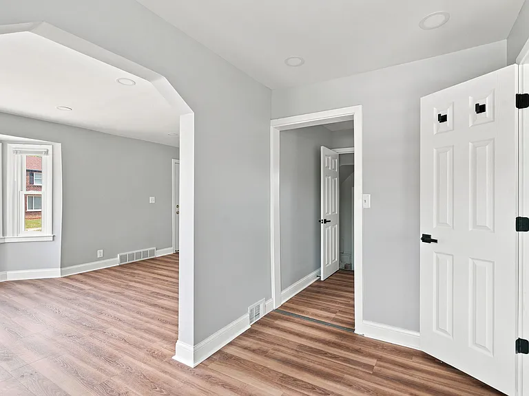 3677 Somerset Ave — Photo 17