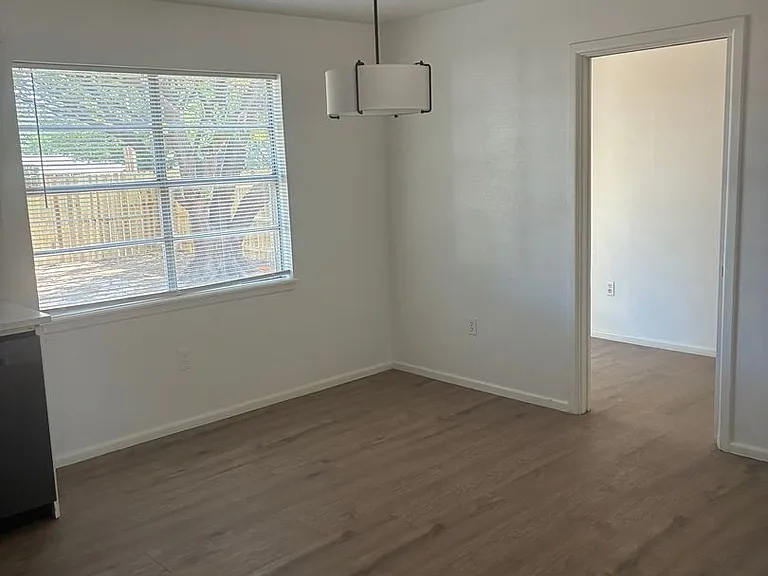 6027 Orlando Ave — Photo 5