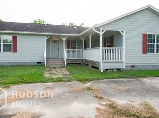 3030 Navarre Rd, Pearland, TX 77584