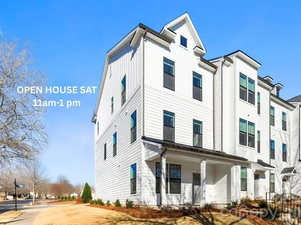 604 District Ct, Fort Mill, SC 29708