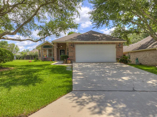 123 RIVER PARK DR, Luling, TX 78648