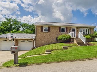 405 Mount View Dr, Wheeling, WV 26003