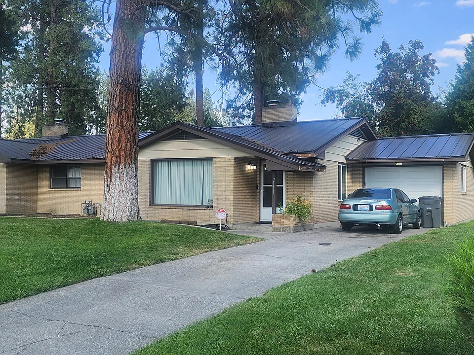 2111 S McDonald Rd