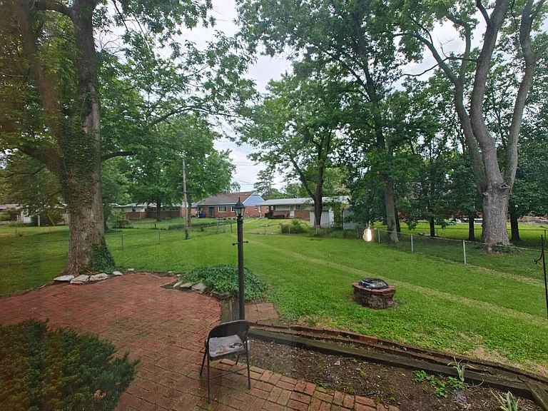 1355 Burning Tree Dr — Photo 12