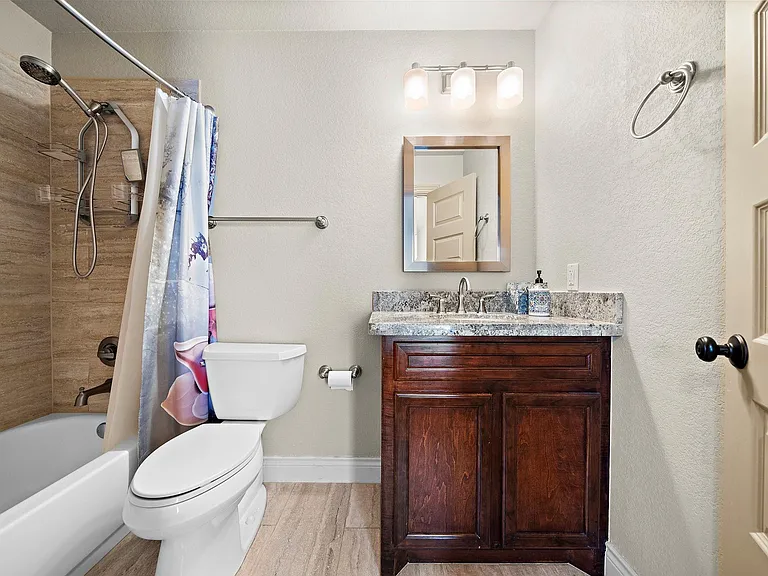 22634 Cascade Springs Dr — Photo 26