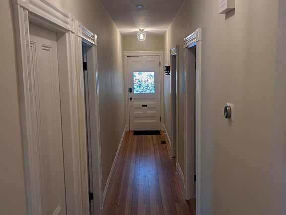 3rd image of 44 Farquhar St
