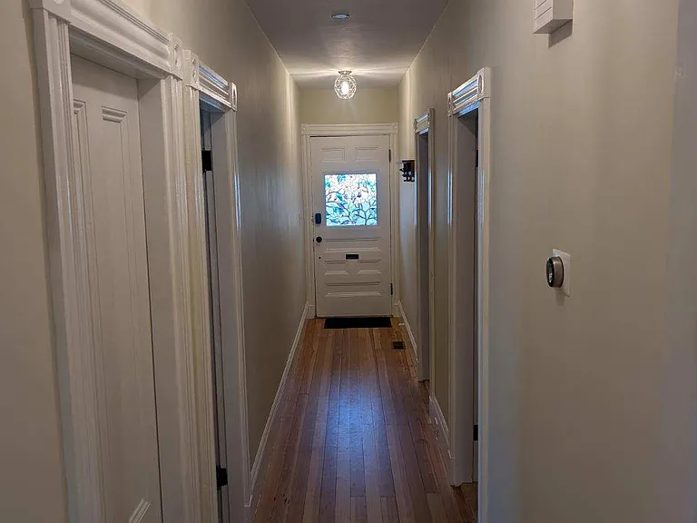 44 Farquhar St — Photo 3