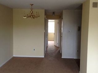 10214 Bustleton Ave, Philadelphia, PA 19116