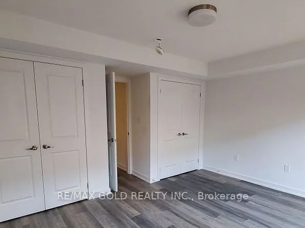 205 W Oak Trl #25, Kitchener, ON N2R 0J2