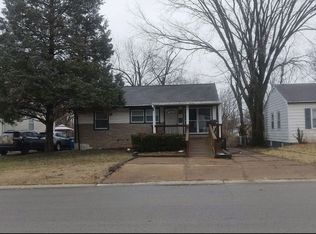 10370 Renfrew Dr, Saint Louis, MO 63137