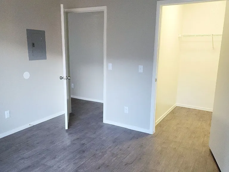 One Bedroom at Ridge Falls, Apartments For Rent