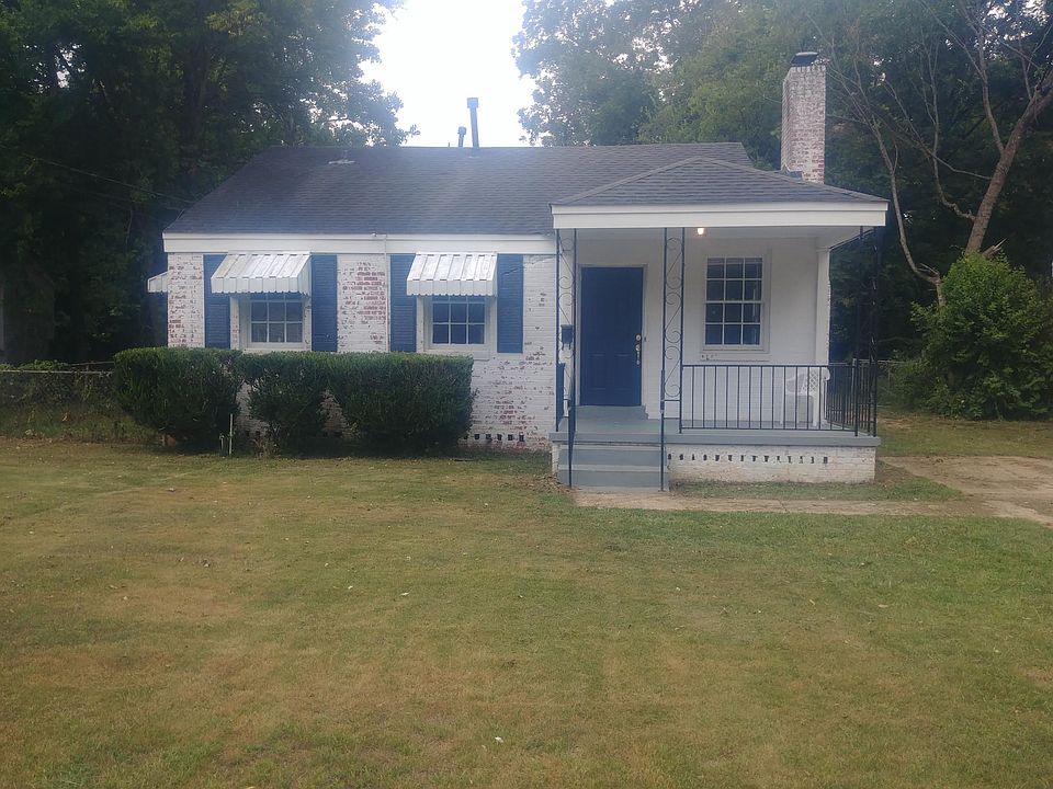 1st image of 214 Oak Forest Dr