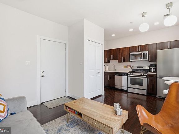 3rd image of 315 G St NE Unit 306