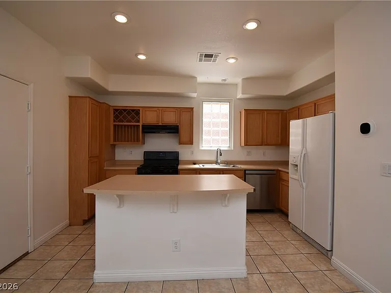 4448 Mount Penteli Ave — Photo 10