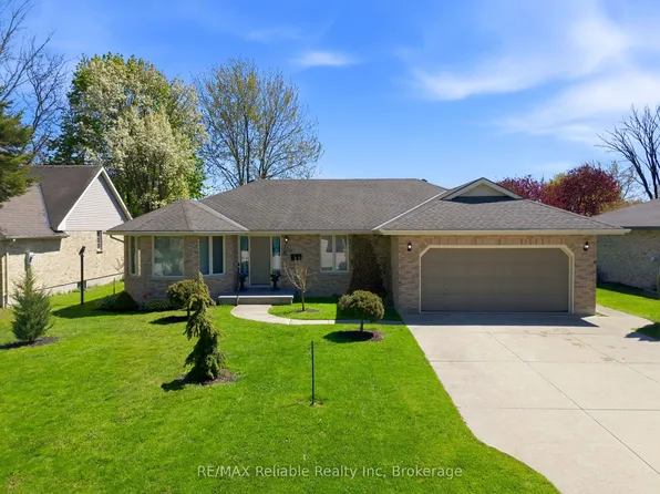 235 Willis Way, South Huron, ON N0M 1S2