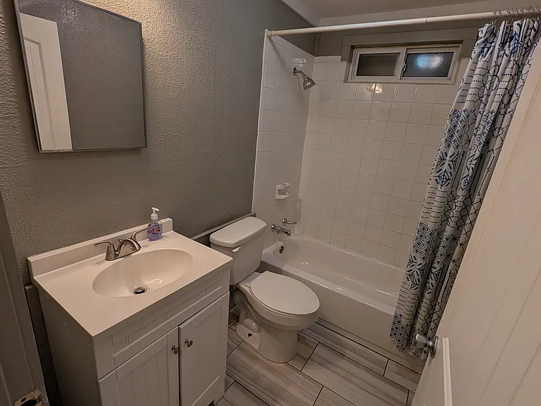 1318 W Huntsville Ave — Photo 25