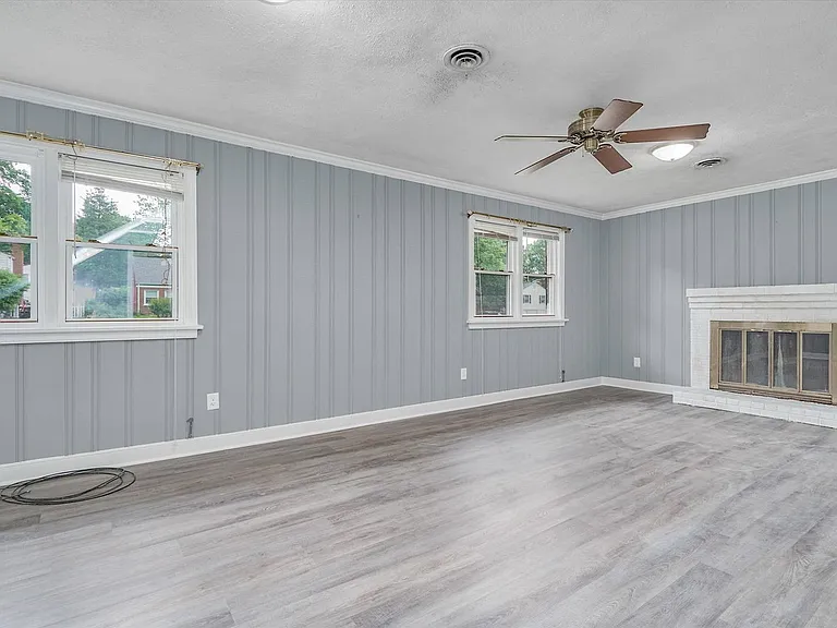 8407 Pamela Dr — Photo 14