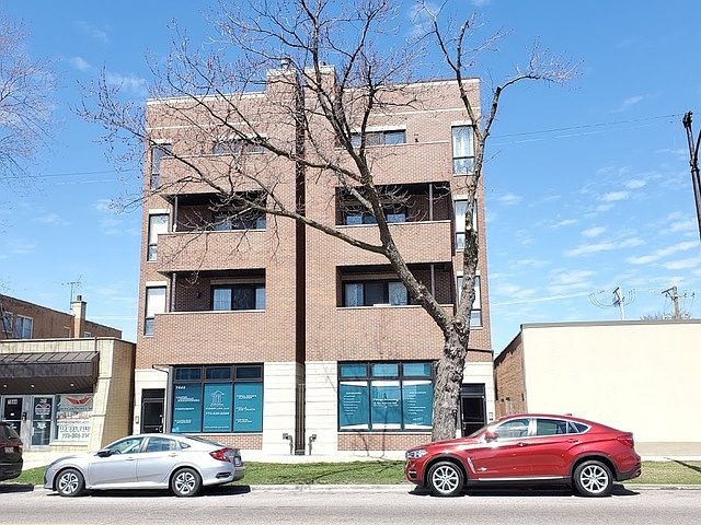 1st image of 7642 W Belmont Ave Unit 3