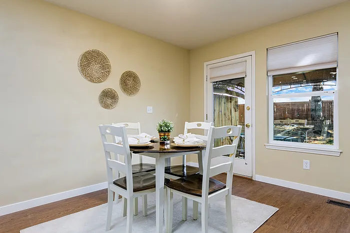 5821 N Cobbler Ln — Photo 5