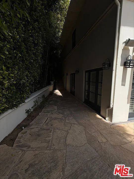 1 bed, 1.0 bath, $30,000 — Photo 3