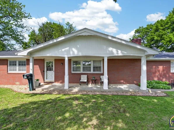 2031 SW Sims Ave, Topeka, KS 66604