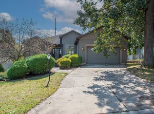 1404 Canterbury Ct, Dyer, IN 46311