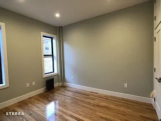 Rented by Sterea Agency