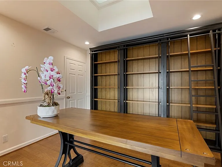 3737 Debstone Ave — Photo 6