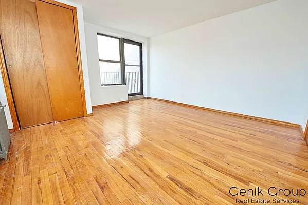 Rented by Genik Group Corp | media 23