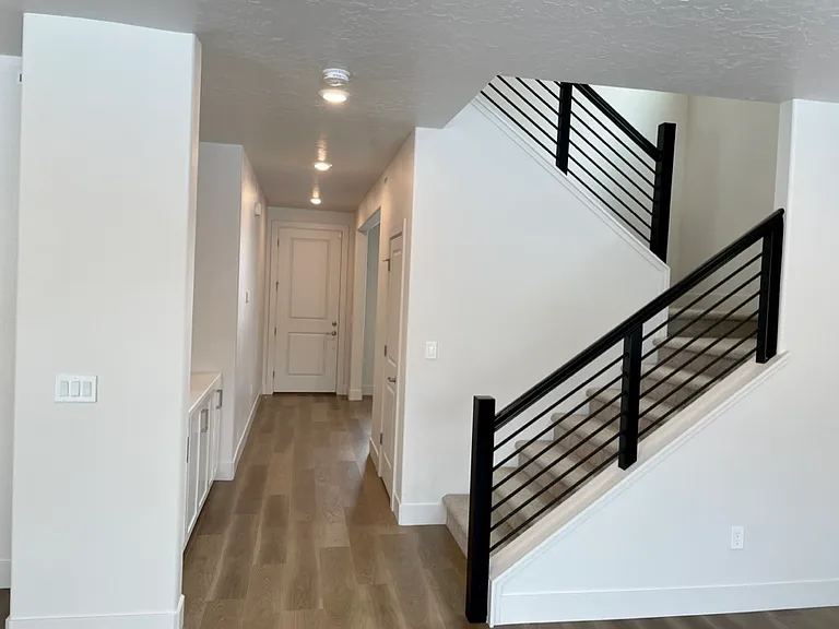 190 E Caldera St — Photo 23