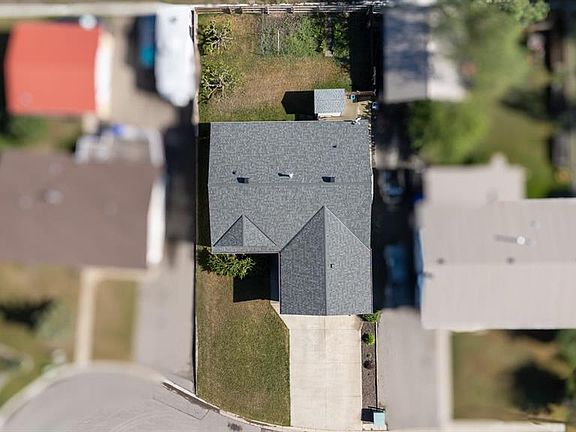 4th image of 236 S 54th Ave E