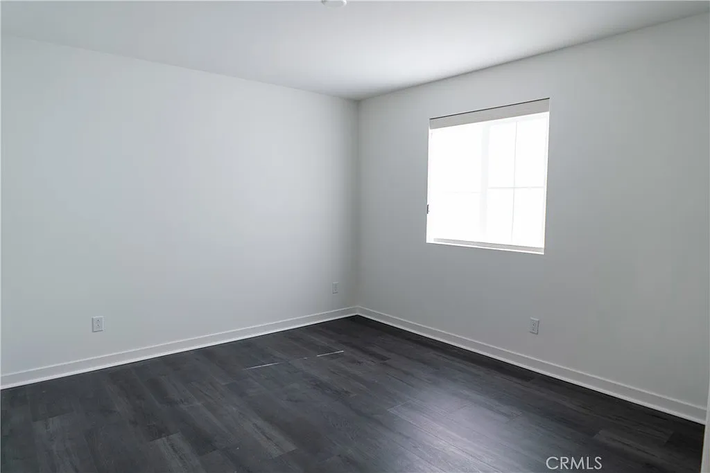 5 bed, 2970 sqft, $4,300 — Photo 3