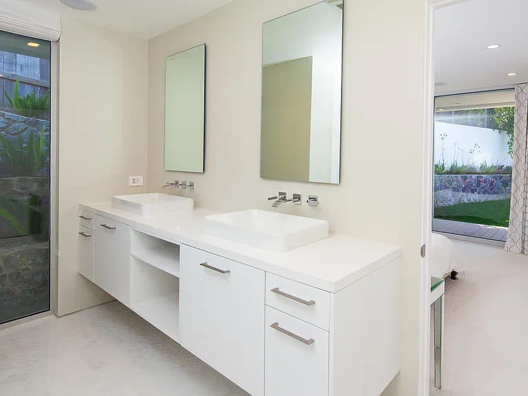7502 Hillside Dr — Photo 25