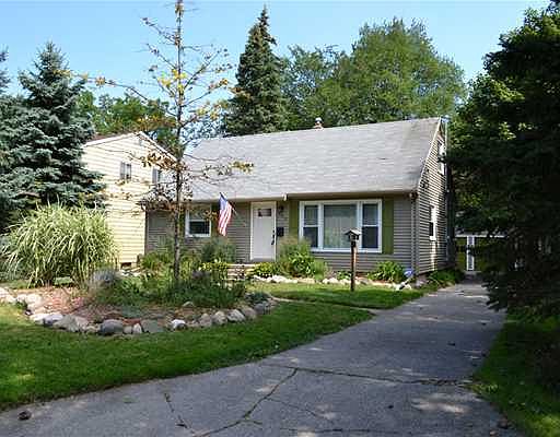 1st image of 660 E Cornell Ave
