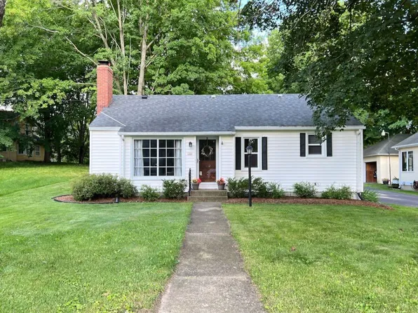 546 North Main Street, Oregon, WI 53575