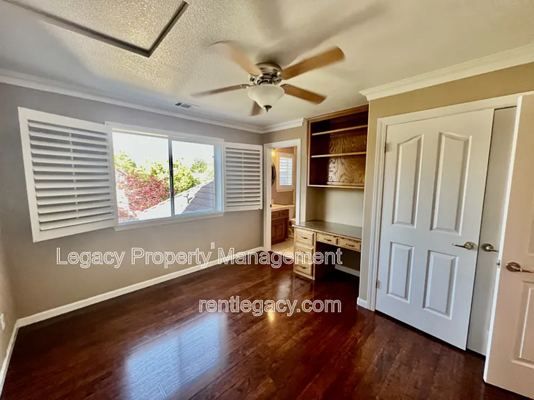 2552 Cotswold Hill Dr — Photo 17