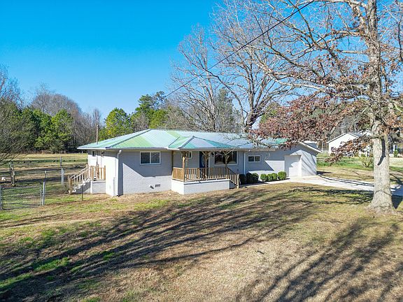 5th image of 2237 County Road 685 Rd