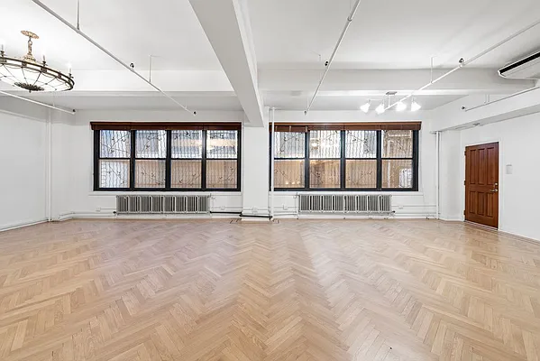 Sold by Nest Seekers International | media 5