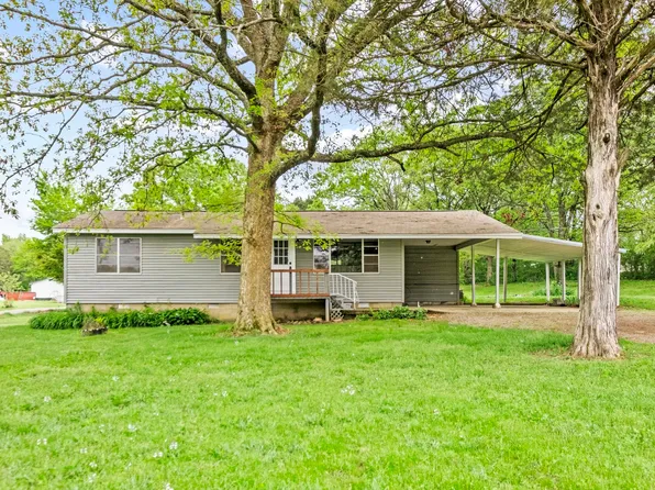 204 Fairview Rd, Searcy, AR 72143