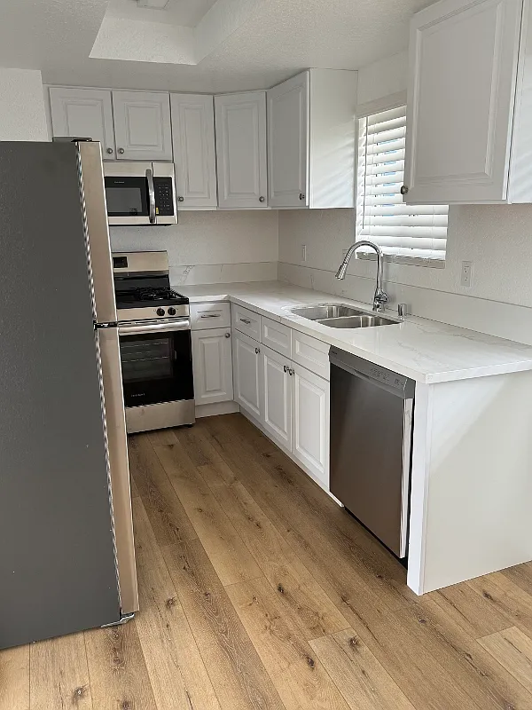 2 bed, 890 sqft, $2,650 — Photo 1