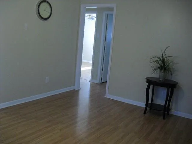 208 Pink St — Photo 3