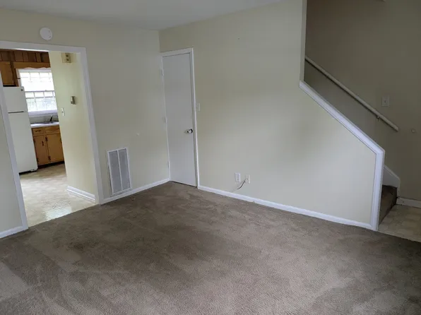 4317 Stony Mill Rd APT 1, Danville, VA 24541