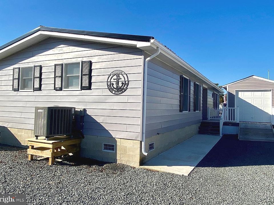 1st image of 35531 Sussex Ln #14594