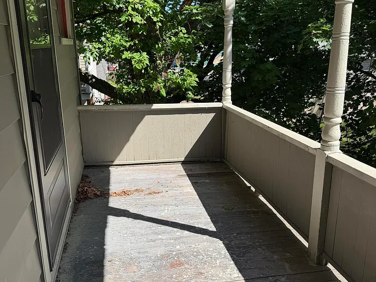 1223 East St — Photo 11