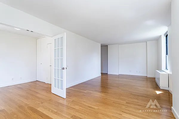 Rented by Cooper & Cooper Real Estate | media 22