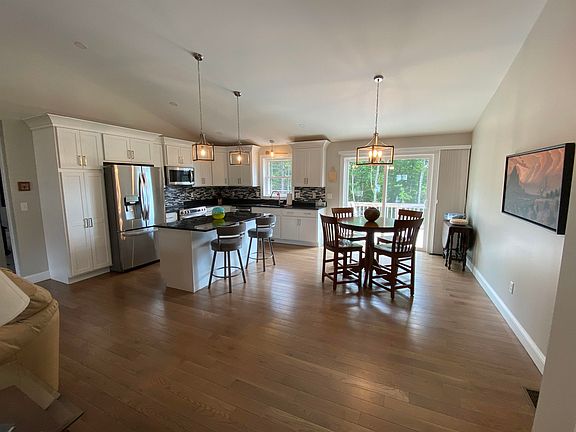 4th image of 95 Kennybeck Court