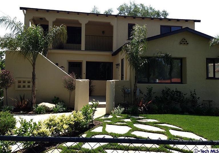 1st image of 2044 El Molino Ave